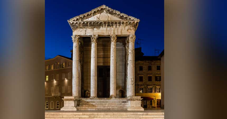 Fall In Love With These 5 Well Preserved Roman Buildings